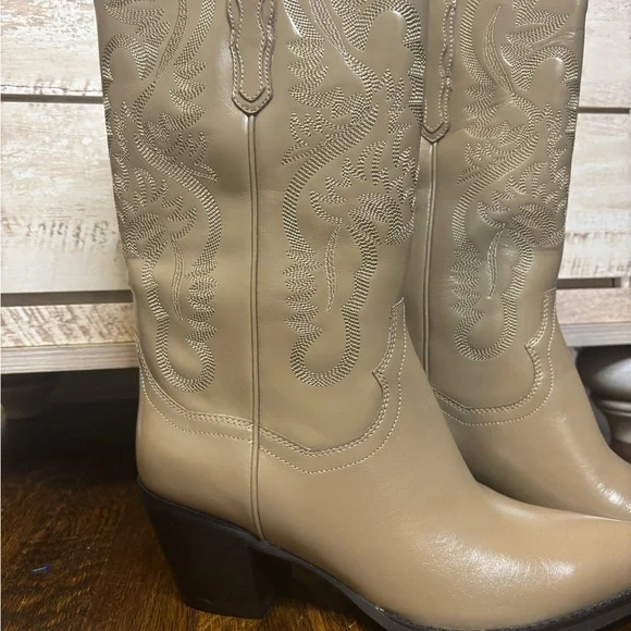 Jeffrey Campbell Dagget Western Boots Taupe Leather | Free People | 10 NWT - Picture 10 of 12